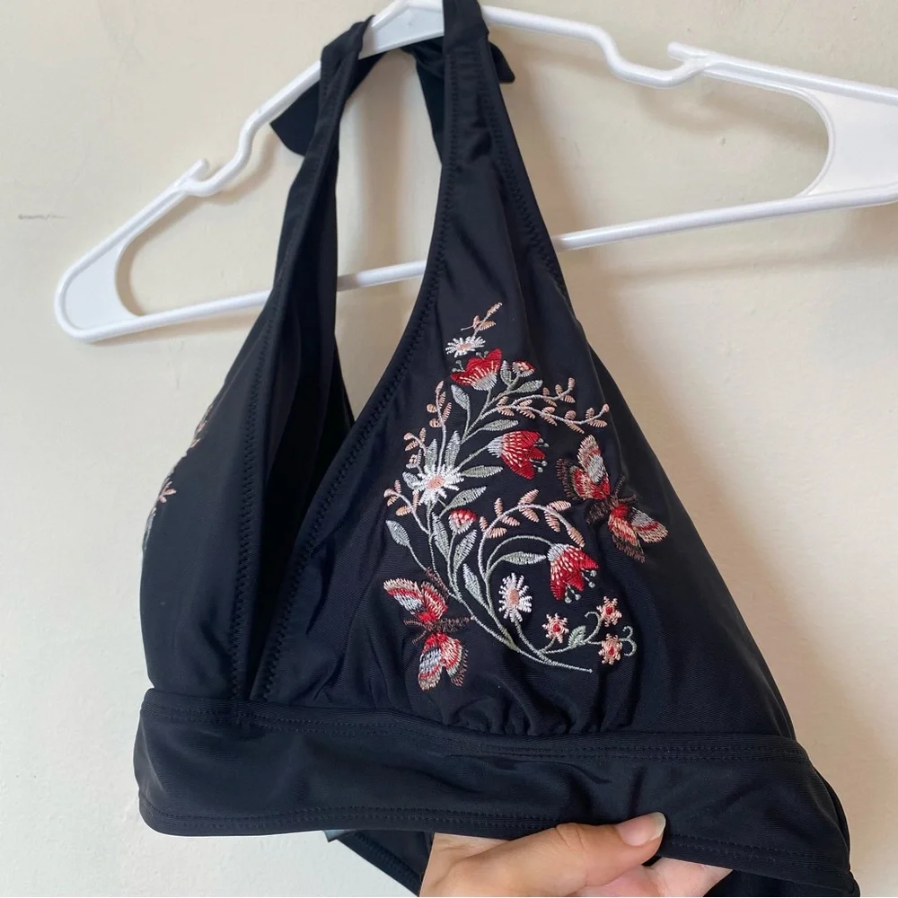 Disturbia Black Floral Bikini - Picture 6 of 10